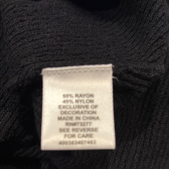 Elle Elegant Black Top with Silver Collar XL - New with Tags - Picture 4 of 4